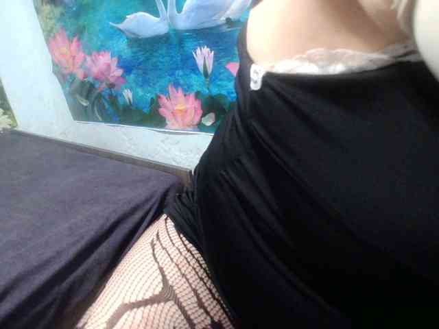 AnnaGoldXx webcam
