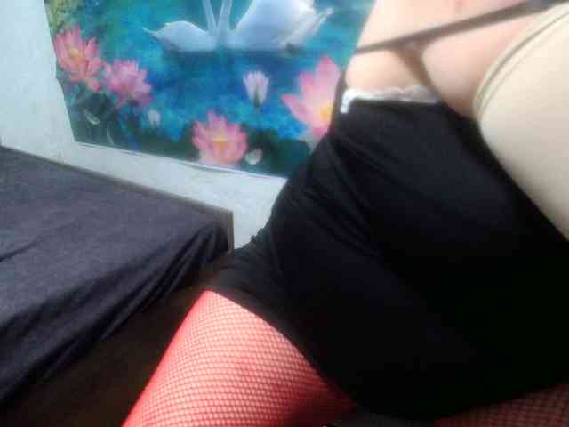 AnnaGoldXx webcam