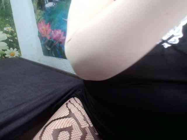 AnnaGoldXx webcam