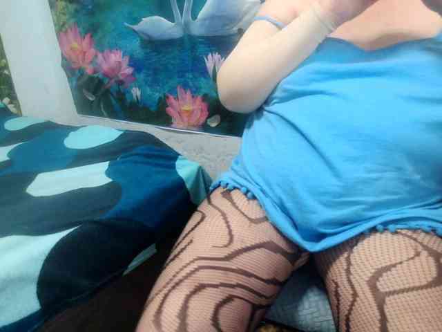 AnnaGoldXx webcam
