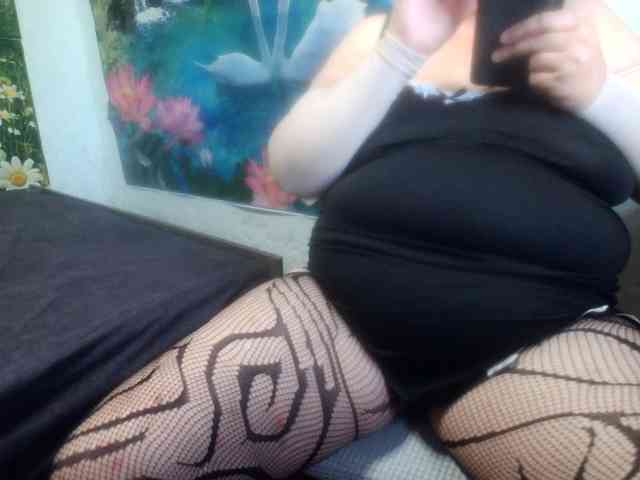AnnaGoldXx webcam
