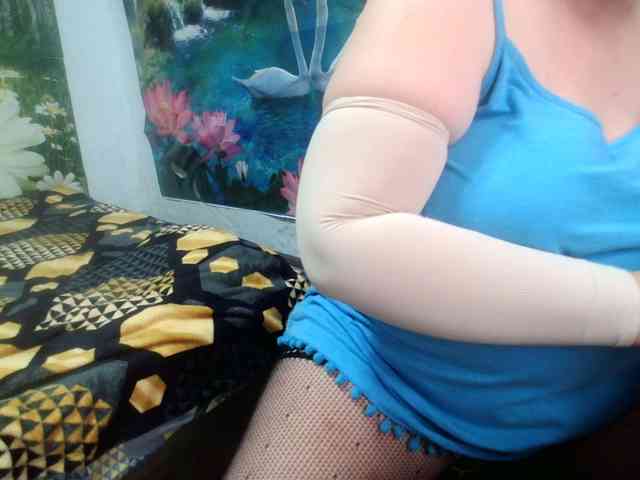 AnnaGoldXx webcam
