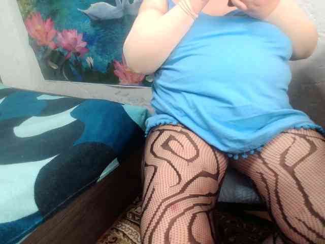 AnnaGoldXx webcam