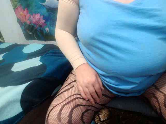 AnnaGoldXx webcam