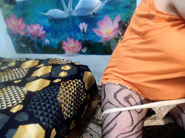 AnnaGoldXx webcam