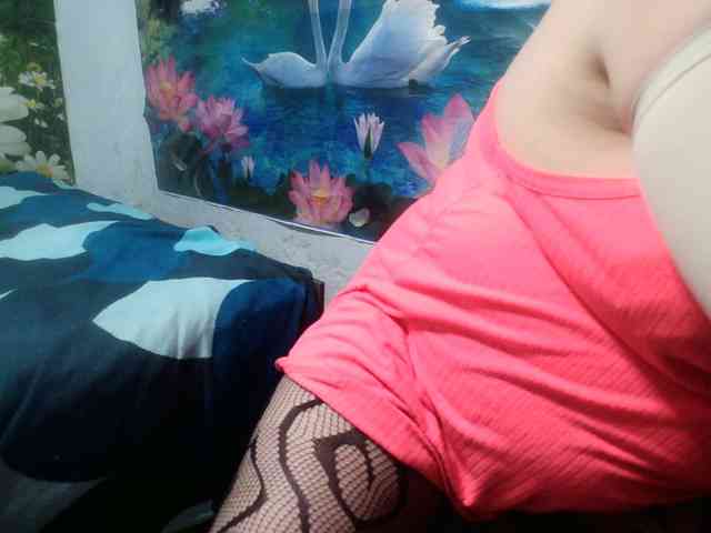 AnnaGoldXx webcam