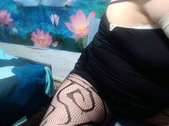 AnnaGoldXx webcam