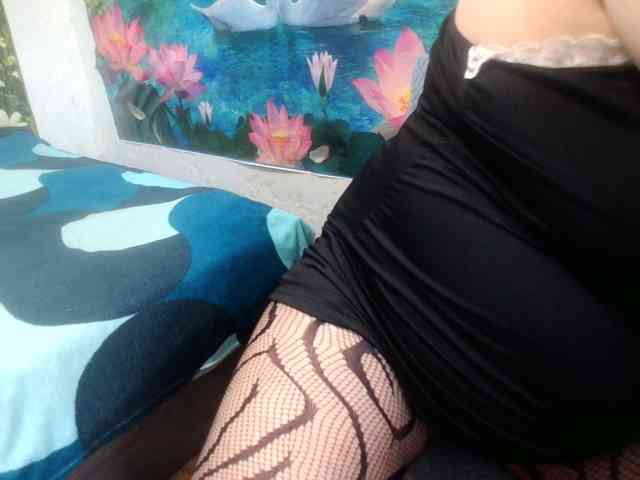 AnnaGoldXx webcam