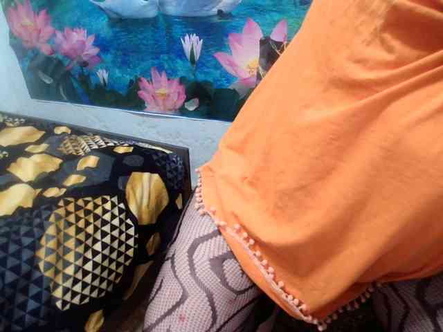 AnnaGoldXx webcam