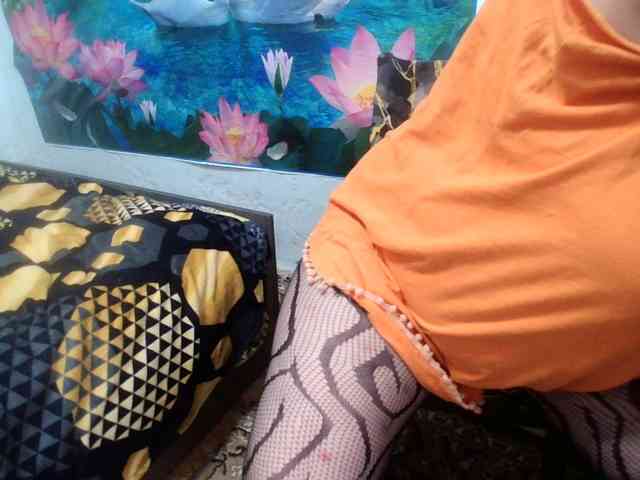 AnnaGoldXx webcam