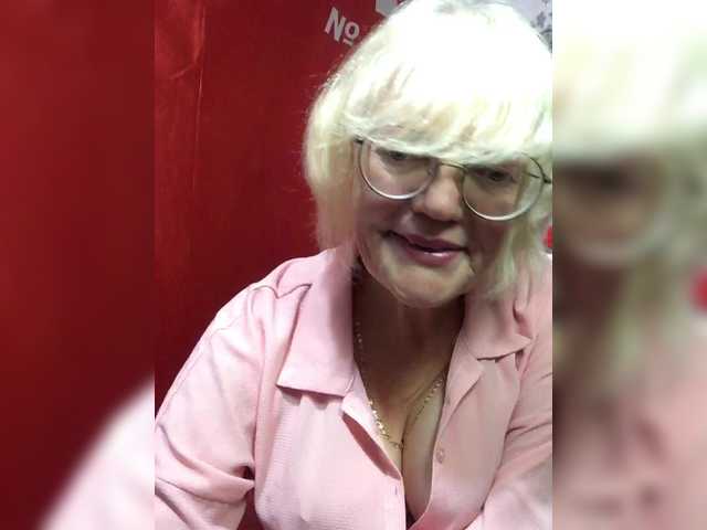 go to chat with Ladushka