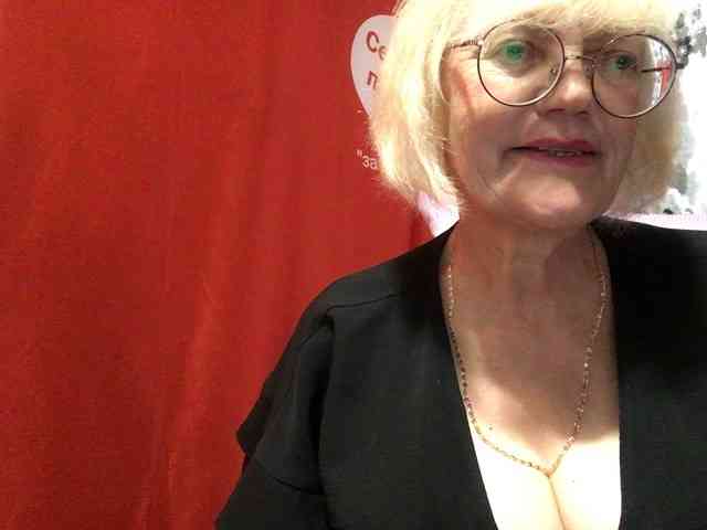 free chatting online Klounessa
