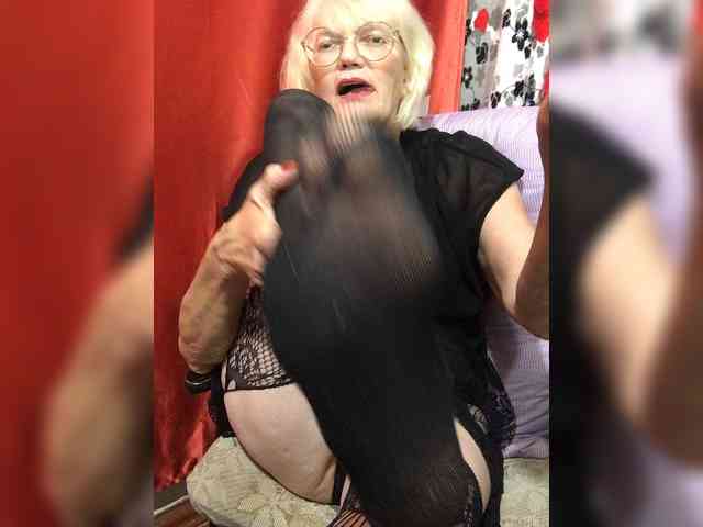klounessa Sex Cam Show