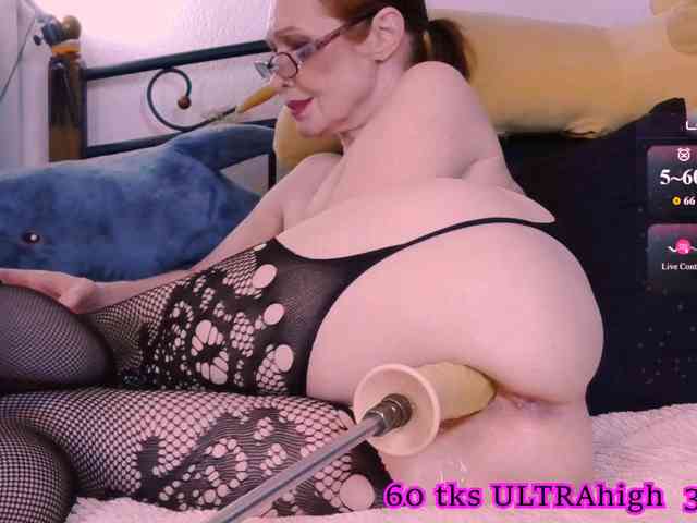 Marycum2u webcam