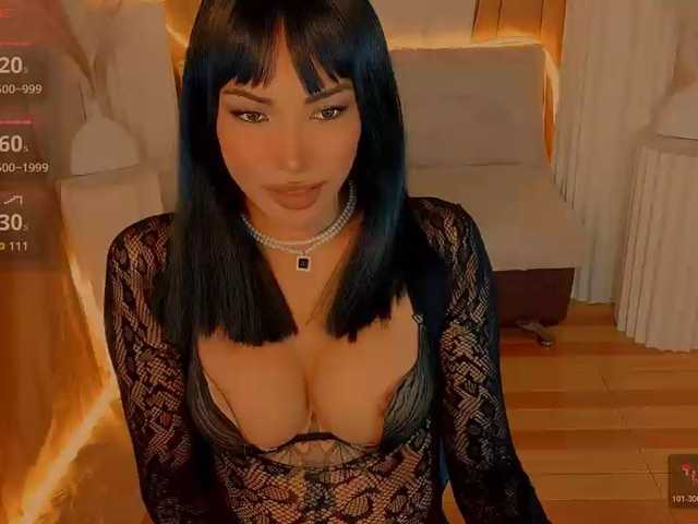 xqueenyunis