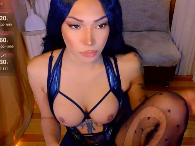 xqueenyunis