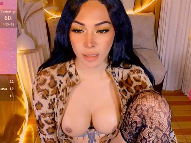 xqueenyunis