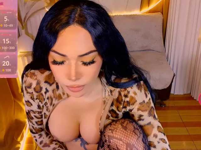 xqueenyunis
