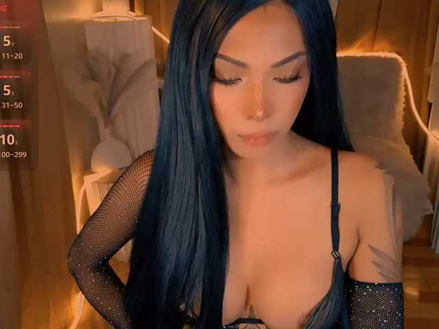 xqueenyunis