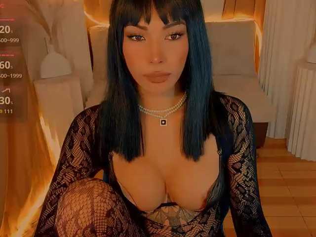 xqueenyunis
