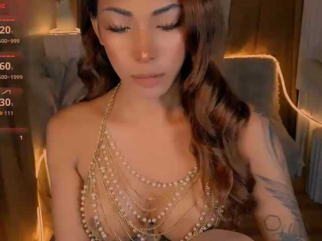 xqueenyunis