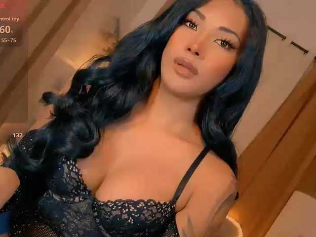 xqueenyunis