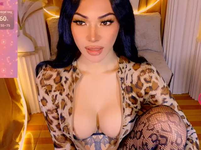 xqueenyunis