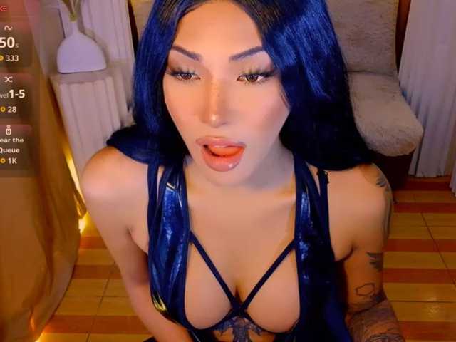 xqueenyunis