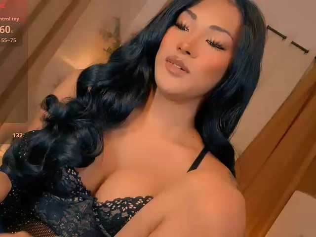 xqueenyunis