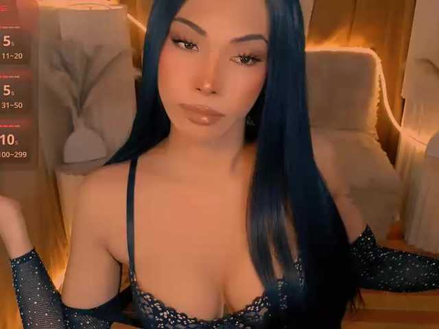 xqueenyunis