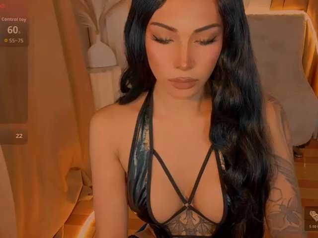 xqueenyunis