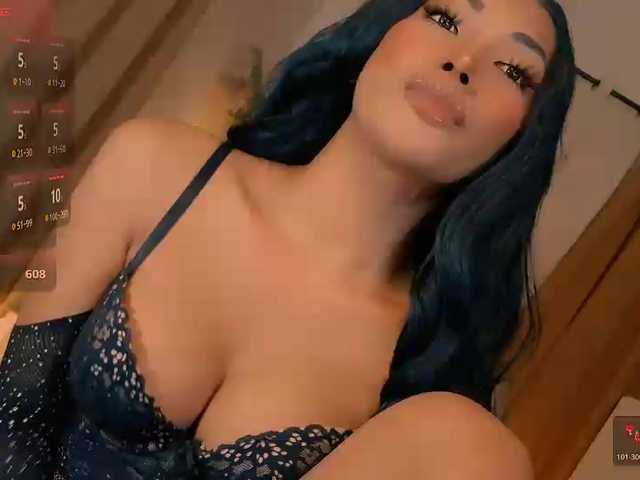 xqueenyunis
