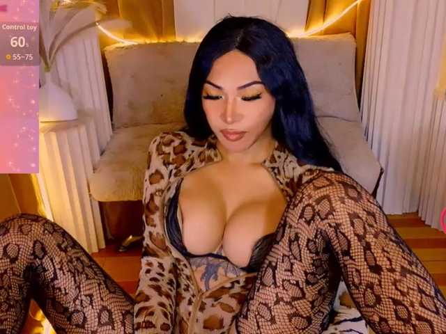 xqueenyunis