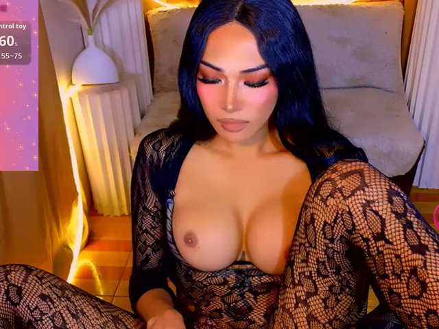 xqueenyunis