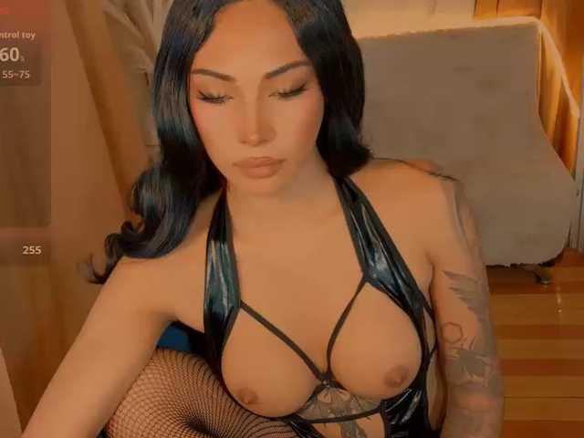 xqueenyunis