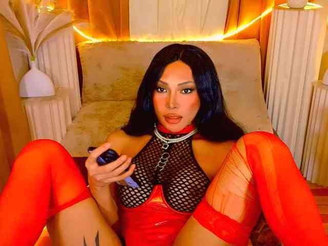 xqueenyunis