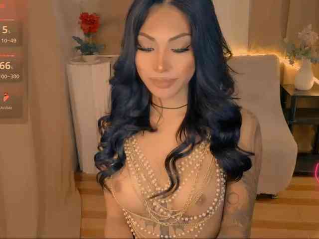 xqueenyunis Sex Cam Show