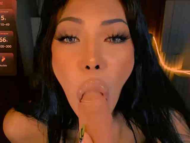 xqueenyunis Porn