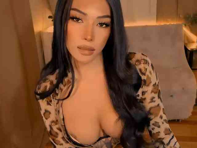 Live stream of xqueenyunis