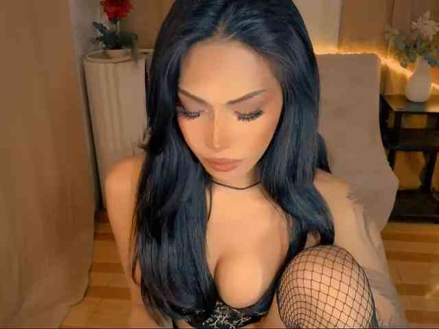 xqueenyunis Sex Cam Show