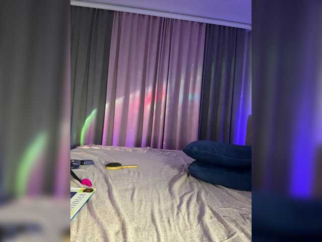 Cosmos13131 live cam on BongaCams