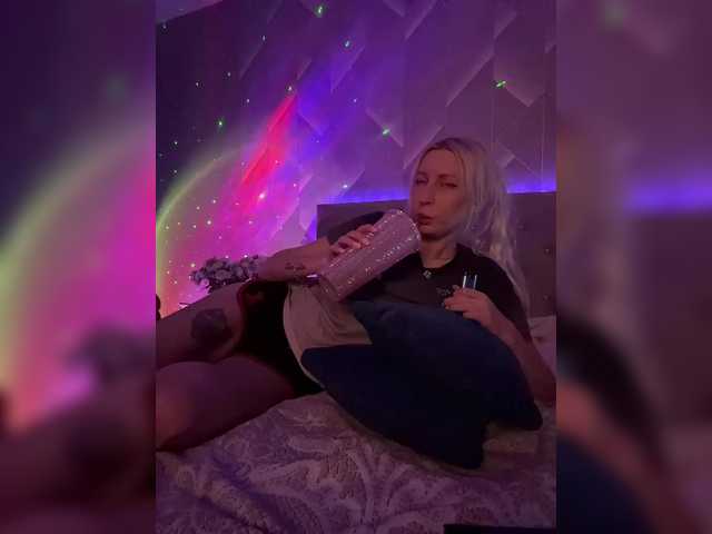 Cosmos13131's BongaCams show and profile