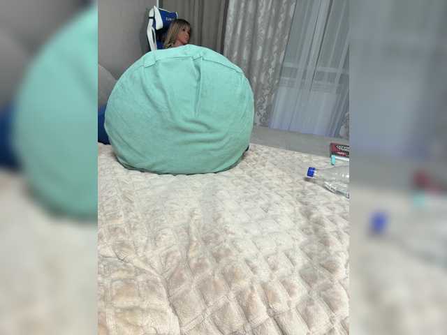 Cosmos13131 live cam on BongaCams