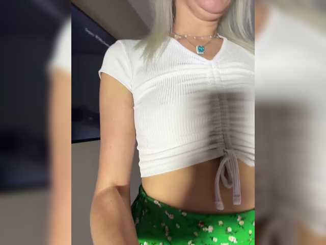 Cosmos13131 live cam on BongaCams