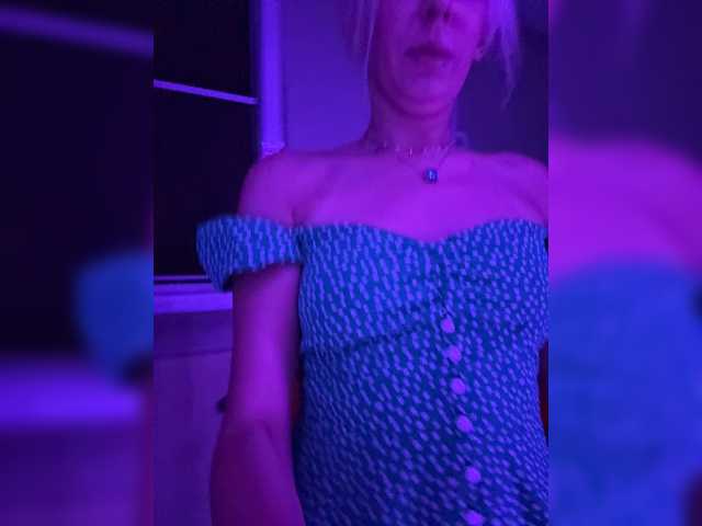 Cosmos13131 live cam on BongaCams