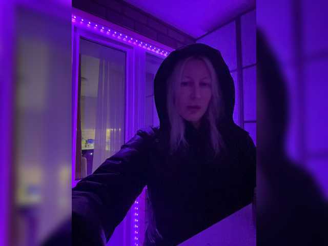Cosmos13131 live cam on BongaCams
