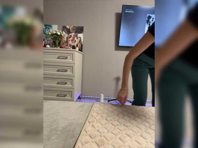 Cosmos13131 live cam on BongaCams