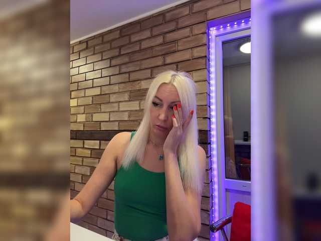 Cosmos13131 live cam on BongaCams