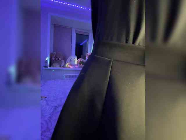 -COSMOS-13 webcam