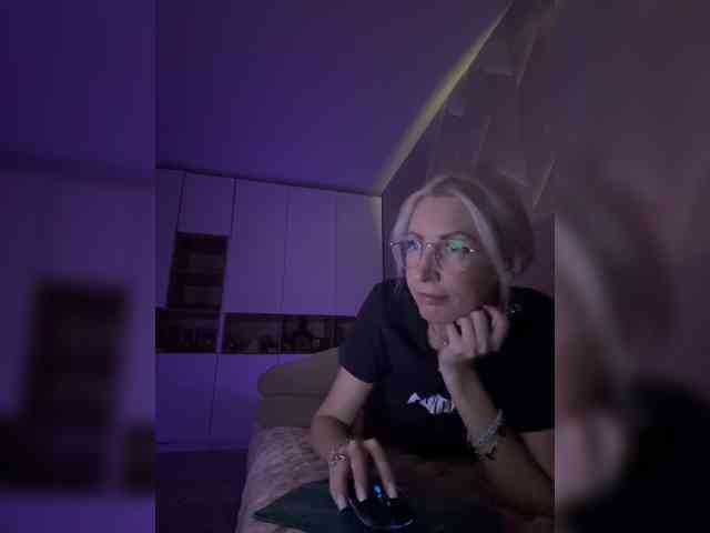 -COSMOS-13 webcam